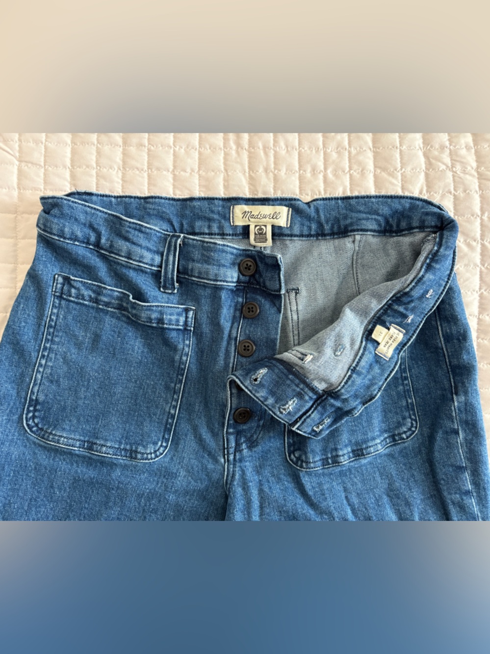 Madewell Flea Market Flare Jeans in Enola Wash with Comfort Stretch - Picture 5 of 9